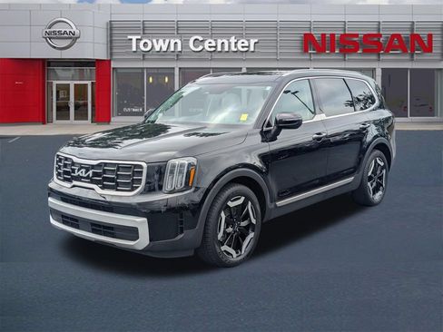 Used 2024 Kia Telluride S w/ S Sunroof Package FWD image 3