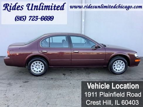 Used 1997 Nissan Maxima GXE image 7