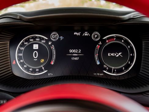 Used 2021 Aston Martin DBX AWD/4WD image 6