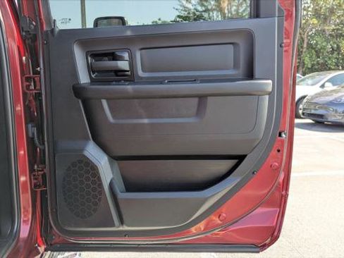 Used 2024 RAM 3500 Tradesman w/ Chrome Appearance Group AWD/4WD image 19