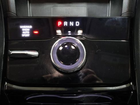 Used 2023 Jeep Grand Cherokee L Limited w/ Luxury Tech Group II image 40