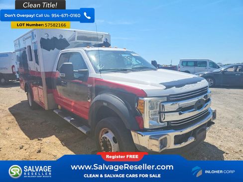 Used 2017 Ford F550 4x4 SuperCab Super Duty image 5