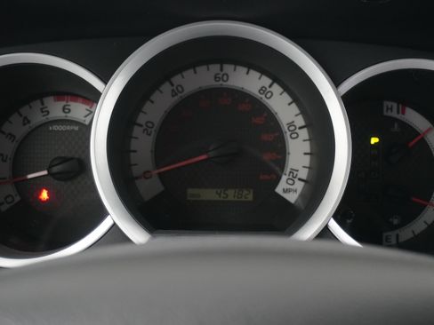 Used 2014 Toyota Tacoma 4x4 Double Cab image 14