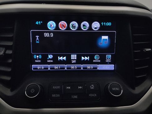 Used 2018 GMC Acadia SLT image 25