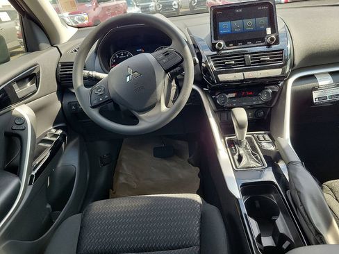 New 2026 Mitsubishi Eclipse Cross LE image 7