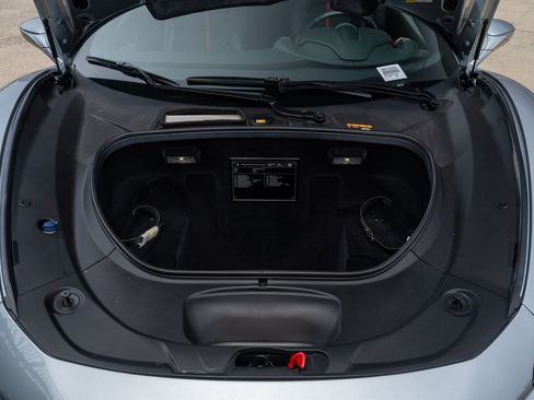 Used 2021 Ferrari F8 Tributo RWD image 23