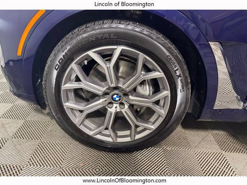 Used 2023 BMW X7 xDrive40i w/ Premium Package AWD/4WD image 41