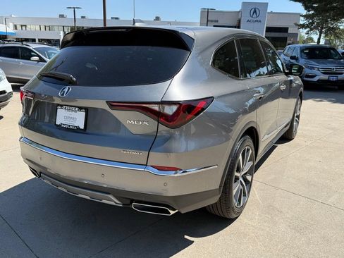 Used 2026 Acura MDX SH-AWD w/ Technology Package image 4