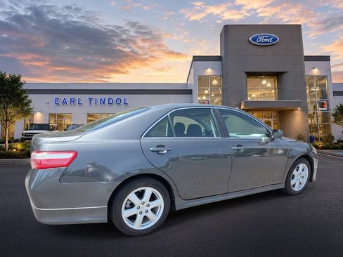 Used 2009 Toyota Camry SE FWD image 8