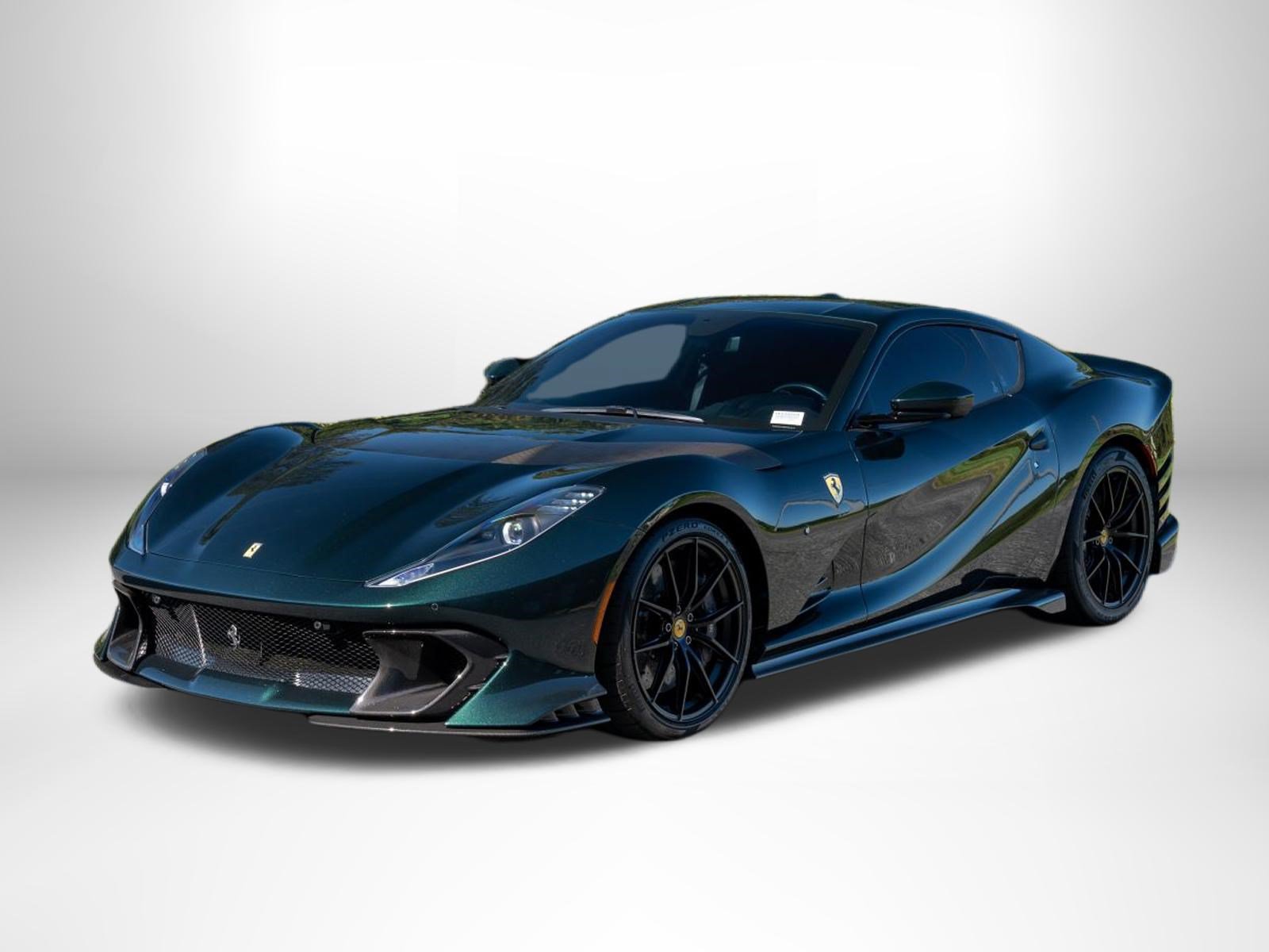 Used 2022 Ferrari 812 Competizione RWD image 4