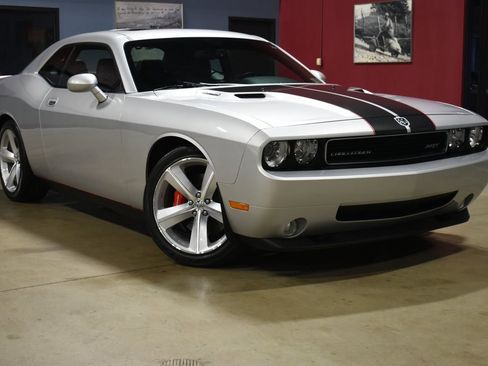 Used 2008 Dodge Challenger SRT8 image 6