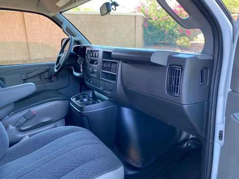 Used 2025 Chevrolet Express 2500 w/ Driver Convenience Package RWD image 36