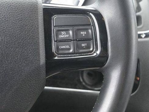 Used 2018 Dodge Grand Caravan SXT FWD image 29