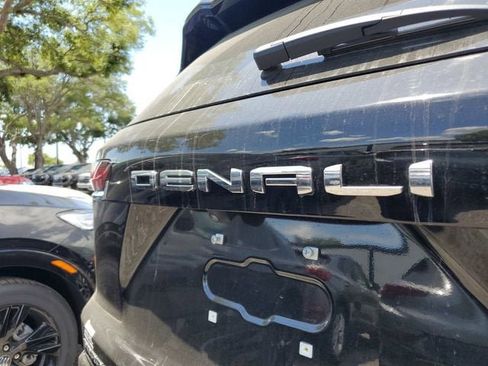 New 2026 GMC Terrain Denali AWD/4WD image 9