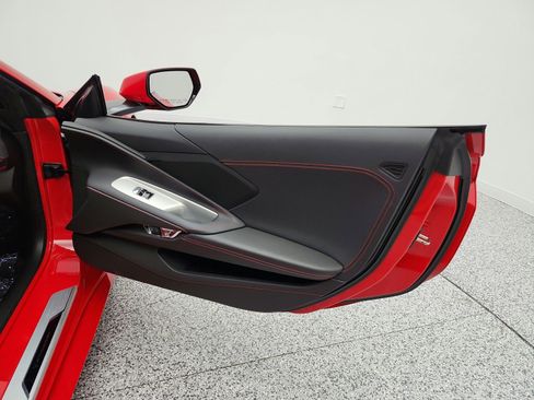 Used 2024 Chevrolet Corvette Stingray Coupe RWD image 19
