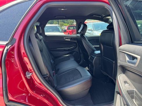 Used 2023 Ford Edge ST-Line w/ Class II Trailer Tow Package AWD/4WD image 10