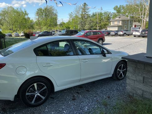 Used 2020 Subaru Impreza 2.0i Premium AWD/4WD image 4