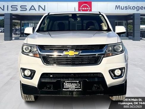 Used 2018 Chevrolet Colorado Z71 image 2