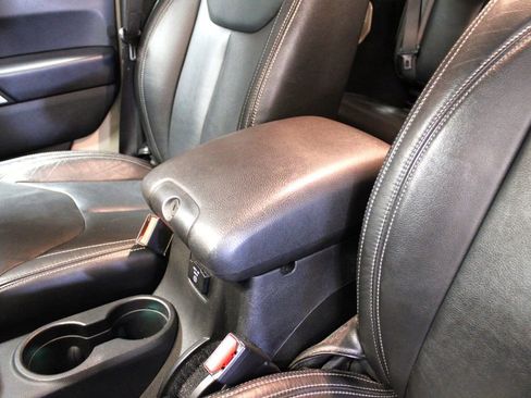 Certified 2016 Jeep Wrangler Unlimited Sahara w/ Max Tow Package image 18