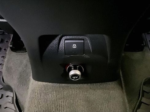 Used 2018 Audi Q3 2.0T Premium image 27