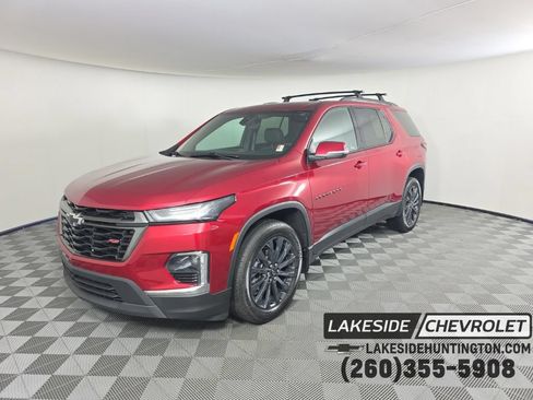 Used 2022 Chevrolet Traverse RS AWD/4WD image 1