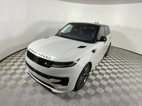 Certified 2023 Land Rover Range Rover Sport SE Dynamic AWD/4WD image 9
