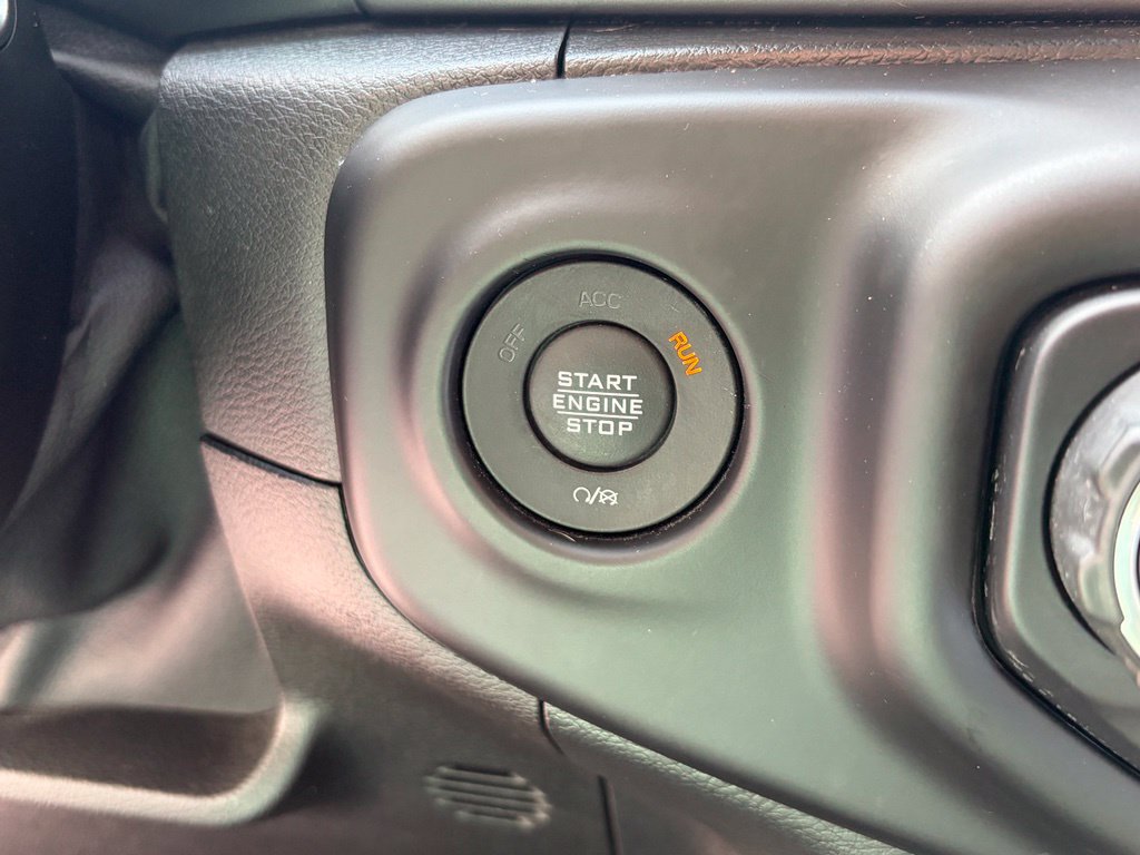 Used 2021 Jeep Wrangler Sport AWD/4WD image 42