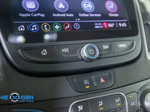 Used 2022 Chevrolet Malibu LT FWD image 20