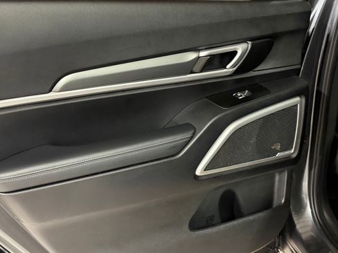 Used 2021 Kia Telluride LX FWD image 33