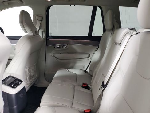 New 2026 Volvo XC90 T8 Ultra w/ Protection Package Premier AWD/4WD image 12