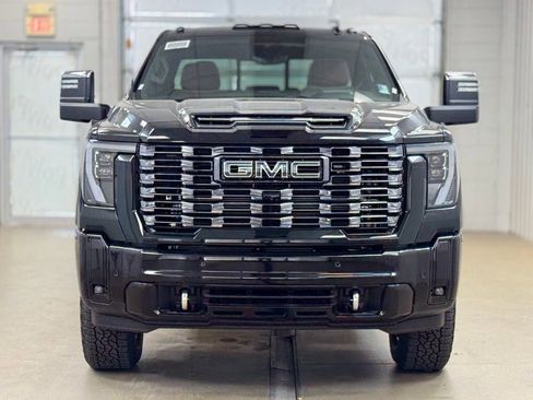 New 2026 GMC Sierra 2500 Denali Ultimate AWD/4WD image 2