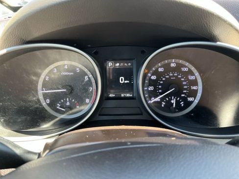Used 2018 Hyundai Santa Fe Sport AWD/4WD image 11