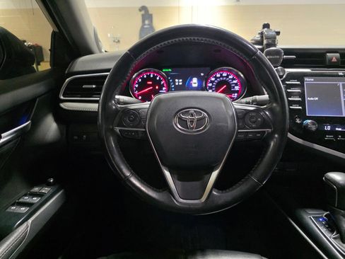 Used 2018 Toyota Camry XSE FWD image 20