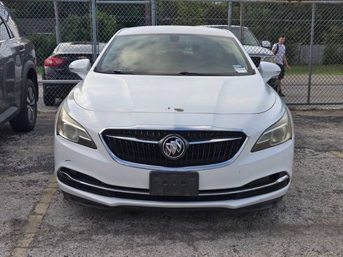 Used 2017 Buick LaCrosse Preferred FWD image 3