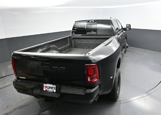 New 2027 RAM 3500 Big Horn AWD/4WD image 41
