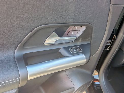 Certified 2025 Mercedes-Benz GLA 250 4MATIC image 26