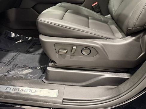 New 2026 Chevrolet Suburban LT w/ Comfort Package image 15