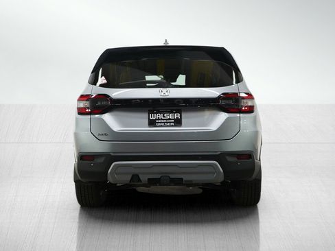 Used 2024 Honda Pilot EX-L image 4