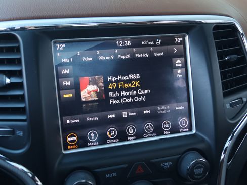 Used 2018 Jeep Grand Cherokee Summit w/ Platinum Series Group image 22