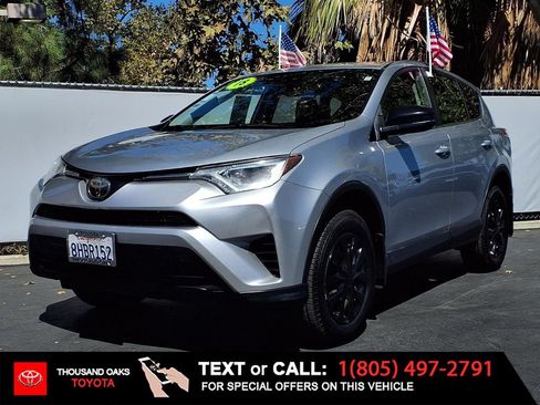 Used 2018 Toyota RAV4 LE w/ All Weather Liner Package FWD image 1