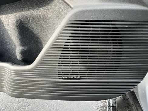 New 2026 Subaru Outback Touring XT image 25