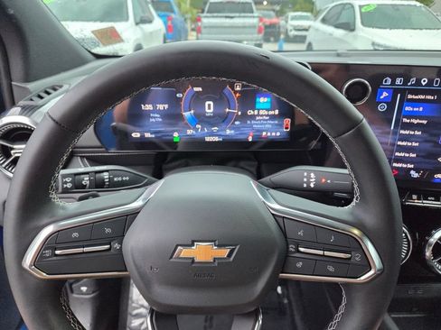 Certified 2024 Chevrolet Blazer EV LT AWD/4WD image 29