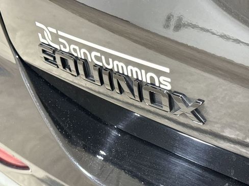 Used 2023 Chevrolet Equinox RS AWD/4WD image 27