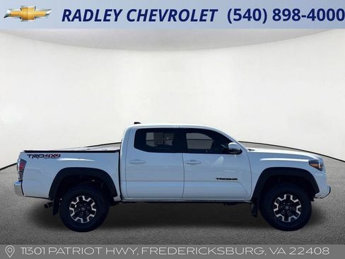 Used 2023 Toyota Tacoma TRD Off-Road AWD/4WD image 31