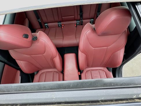 Used 2022 BMW 330i Sedan w/ Driving Assistance Package image 14