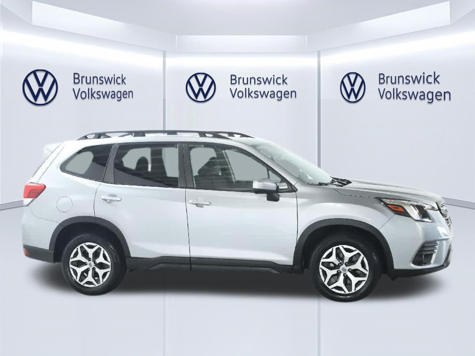 Certified 2024 Subaru Forester Premium AWD/4WD image 11