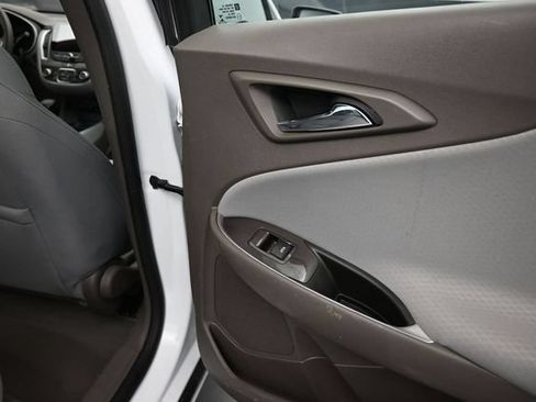 Used 2021 Chevrolet Malibu LS FWD image 20