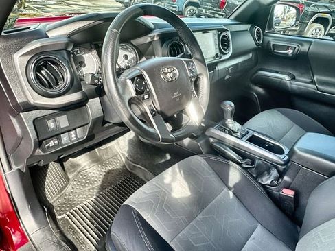 Used 2021 Toyota Tacoma TRD Off-Road image 20