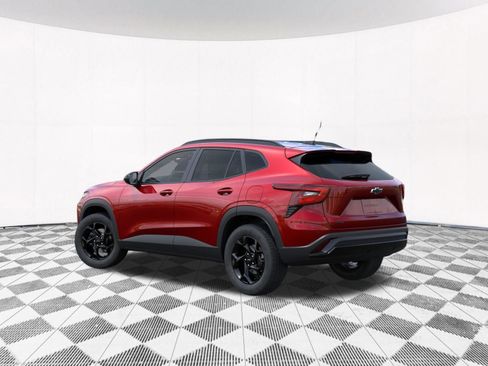 New 2026 Chevrolet Trax LT w/ Midnight Edition FWD image 6