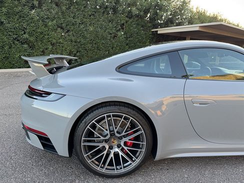 Used 2024 Porsche 911 Carrera 4S w/ Premium Package AWD/4WD image 7
